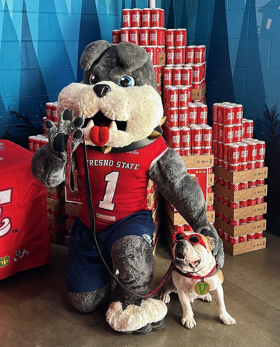 Fresno State (@fresno_state) on Twitter photo Happy International Dog Day to everyone's fur-iendly favorites, <a href="/VictorEBulldog/">Victor E. Bulldog IV</a> and TimeOut, and all the amazing Bulldogs who keep Fresno State's spirit strong! 🐾 Happy International Dog Day to everyone's fur-iendly favorites, <a href="/VictorEBulldog/">Victor E. Bulldog IV</a> and TimeOut, and all the amazing Bulldogs who keep Fresno State's spirit strong! 🐾