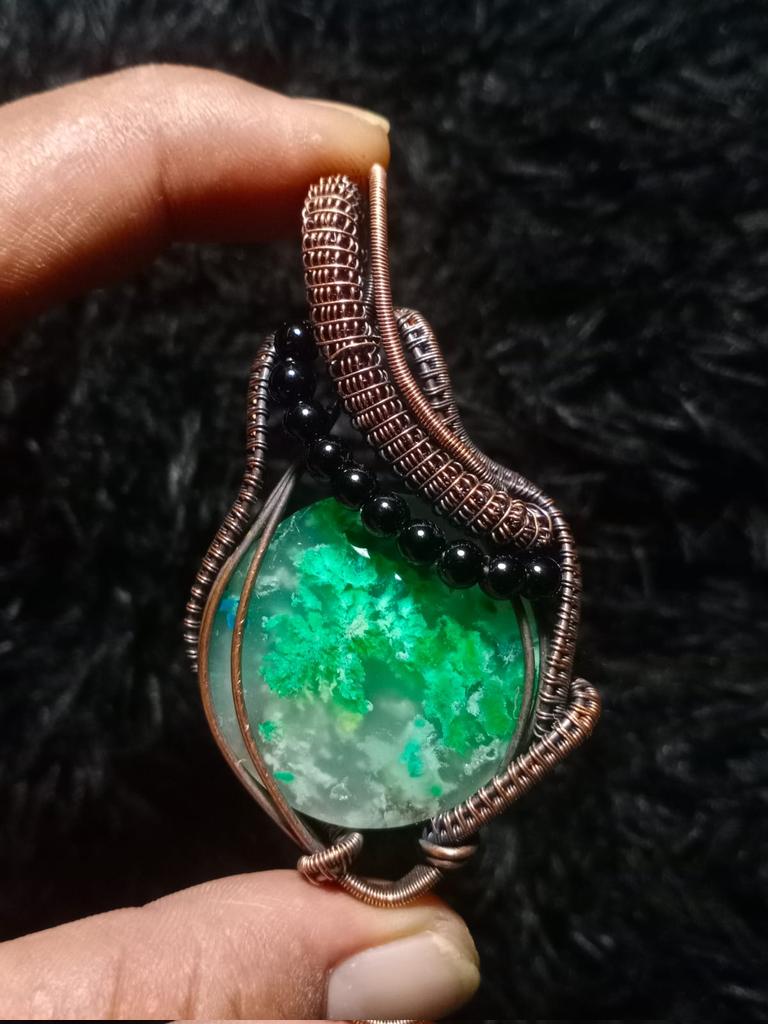 Waaannn69's tweet photo. New stuff wire wrap pendants
Available for sale
interesting?
#wirewraps #handmade #gemstone #crystal #jewelry https://t.co/vG8KuW7a47