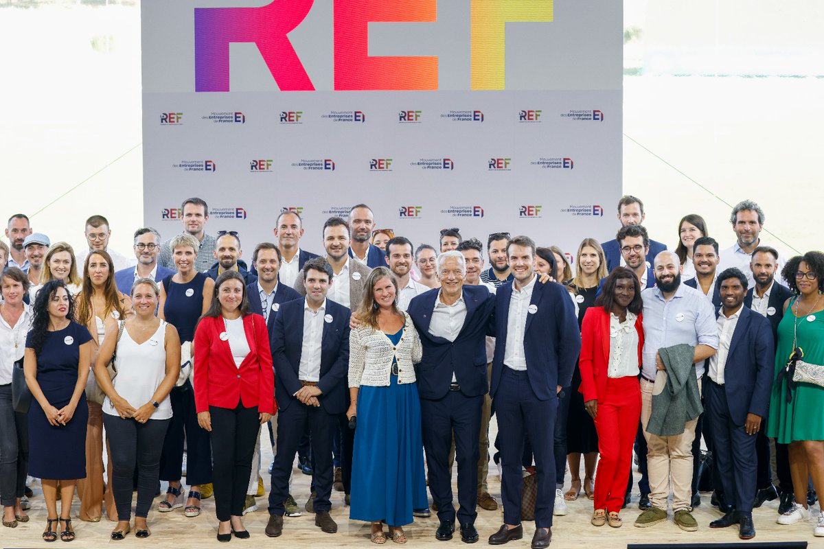 Mouvement des Entreprises de France (@medef) on Twitter photo #LaREF24 | LE POUVOIR DES JEUNES ENTREPRENEURS
Le <a href="/comex40medef/">Comex40 du Medef</a> rassemblé au grand complet autour de <a href="/PatrickMartin_1/">Patrick Martin</a>, et de ses deux co-présidents <a href="/EngsterSophie/">Sophie Engster</a> et <a href="/RobinRivaton/">Robin Rivaton</a>. #LaREF24 | LE POUVOIR DES JEUNES ENTREPRENEURS
Le <a href="/comex40medef/">Comex40 du Medef</a> rassemblé au grand complet autour de <a href="/PatrickMartin_1/">Patrick Martin</a>, et de ses deux co-présidents <a href="/EngsterSophie/">Sophie Engster</a> et <a href="/RobinRivaton/">Robin Rivaton</a>.