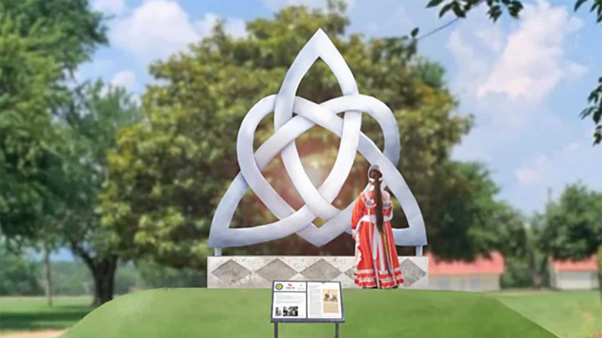 The Choctaw Nation &amp; the Government of Ireland will be unveiling the Eternal Heart sculpture on August 30 at 1:00 p.m. on the Choctaw Nation Capitol Grounds. All are welcome to attend. Learn more about the sculpture and events surrounding the unveiling at bit.ly/3LGuwfo.