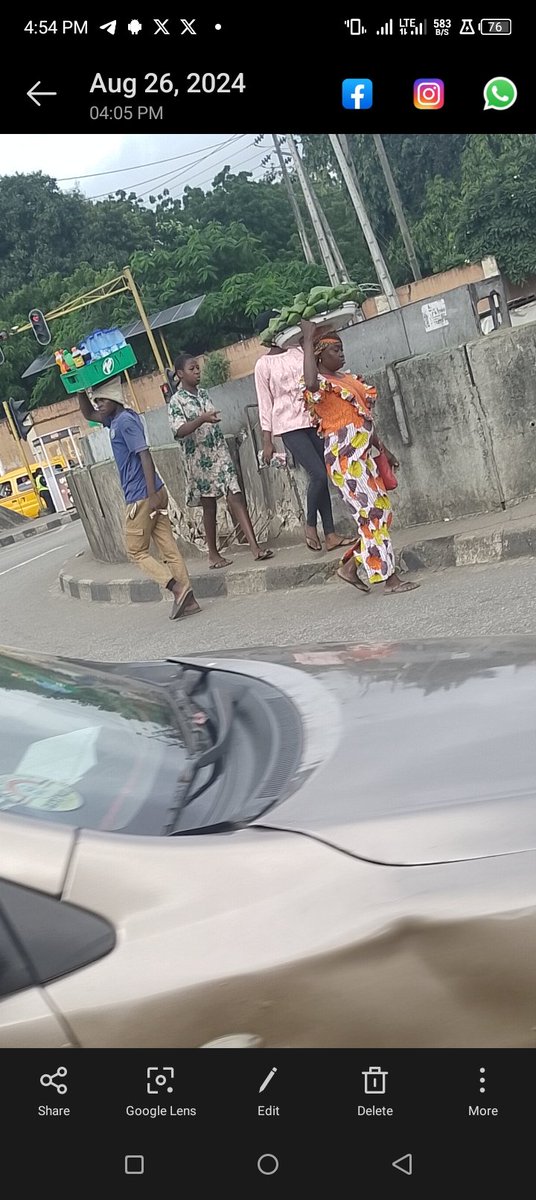 Good evening.
Was driving along Maryland Lagos state this afternoon and noticed this bad portion of the flaps used in doing the barricades along the road. Can you pls help tag  and make sure the agencies responsible to fix this get it done for safety measures.
#safelag