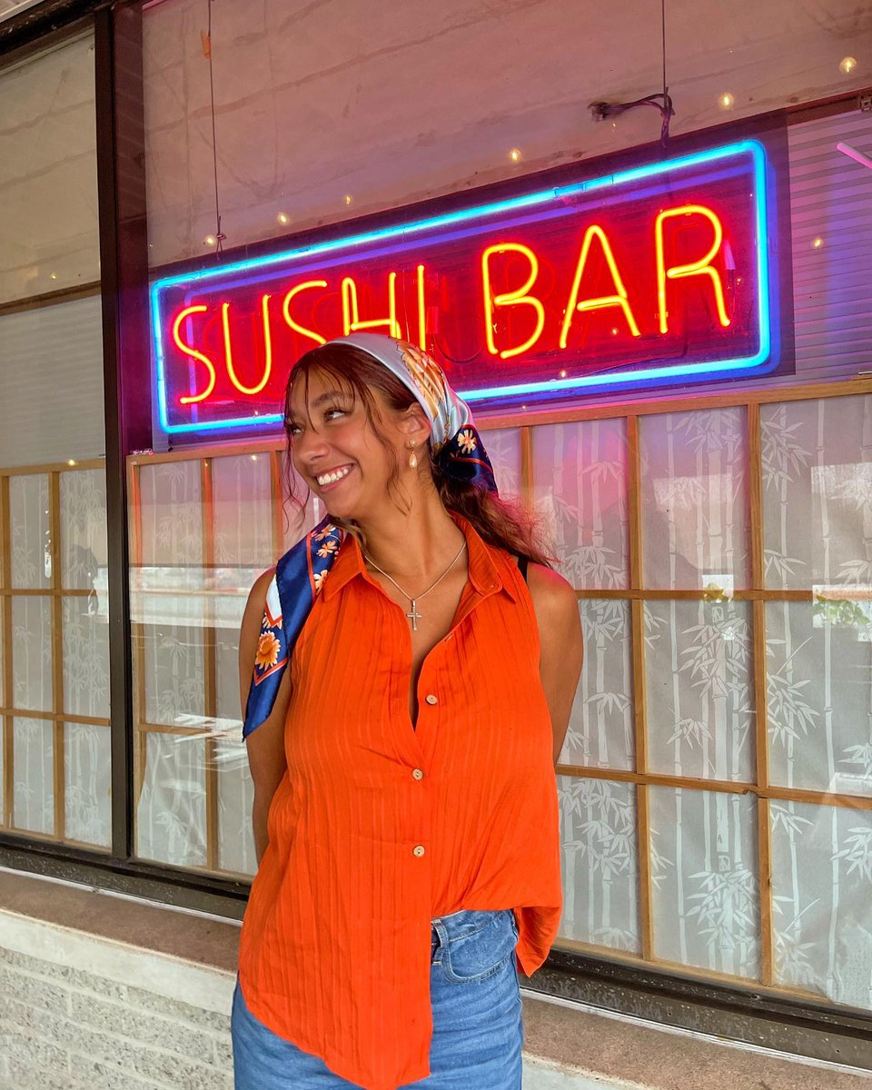 That smile when someone says 'Let's go get sushi!' 🍣