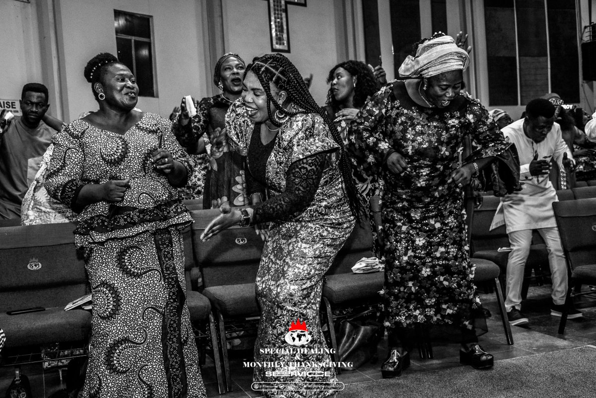 lfcbarnawakad's tweet photo. Highlights from our End of the month thanksgiving service &amp; special Mantle service 25||08||2024.
see you next week, don't come alone, come with a friend
#lfcgofkd
#lfcbarnawakd https://t.co/FsN6lMMzJF