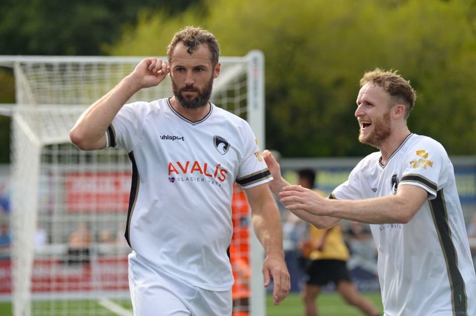 Weston-super-Mare AFC tweet media