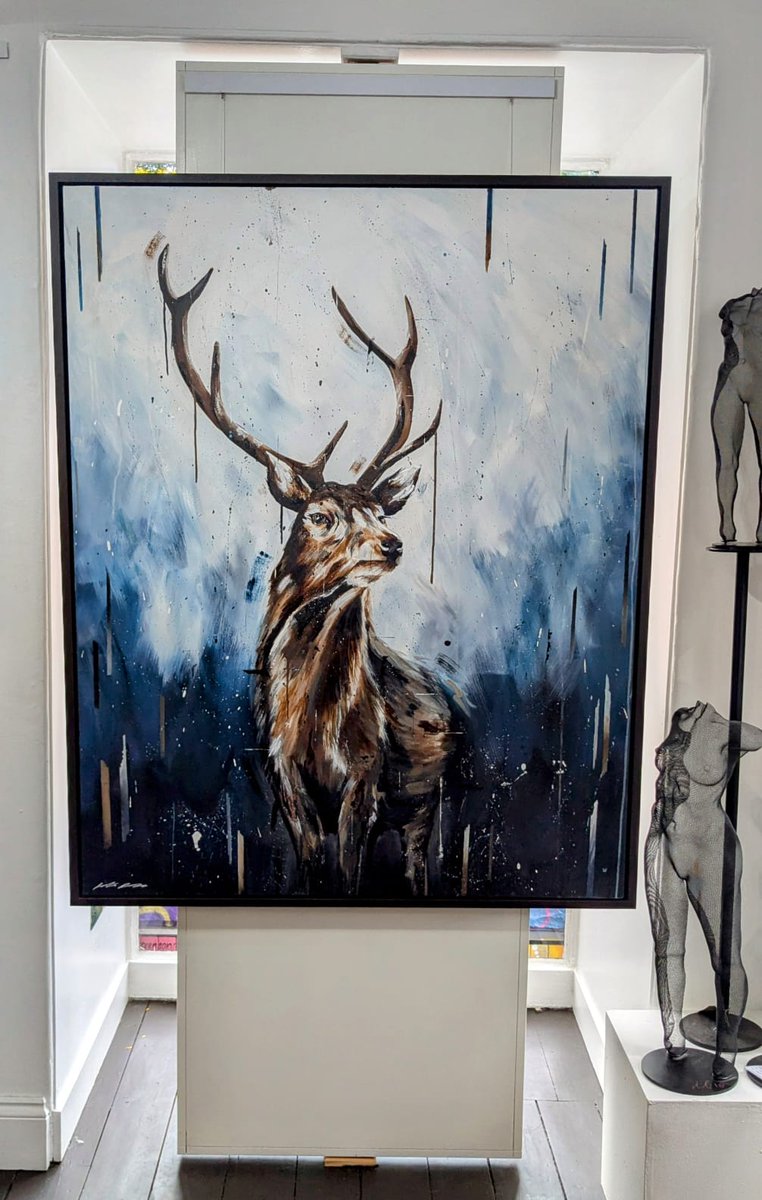 This past Saturday, Watson Gallery the incredible experience hosting a live painting session with artist, Kate Rose.

✨ Come visit Watson Gallery, Edinburgh this week to see these pieces and more up close. Let’s celebrate art together! 🎉