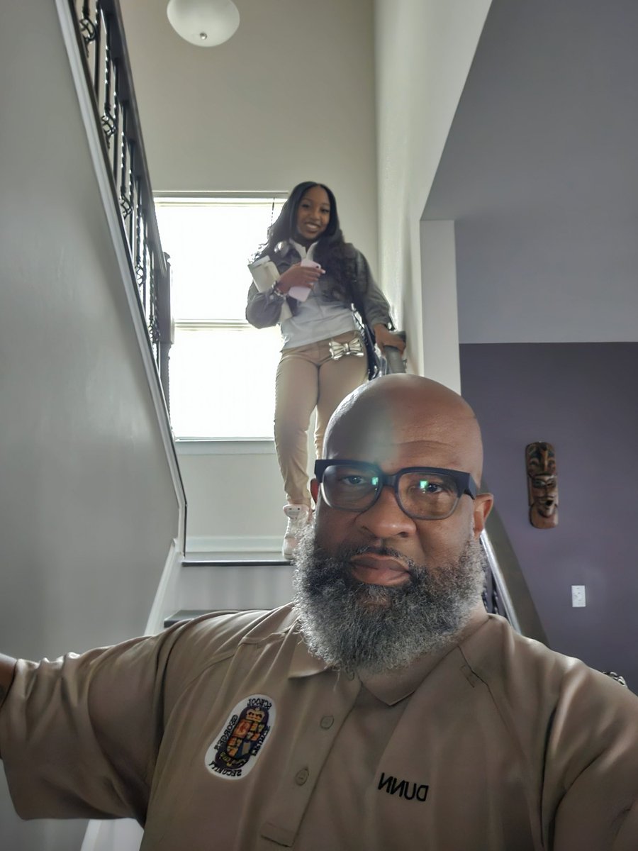 MrLetsgetitdunn's tweet image. We Ready 
#pgcpsproudparent