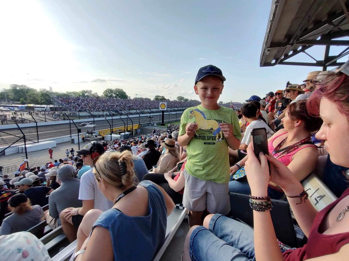 Flat Mustang tweet media