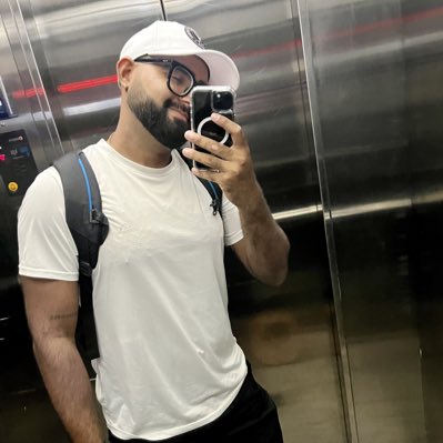 Jos_clements's tweet photo. #NuevaFotoDePerfil https://t.co/jU0KPYLxvr