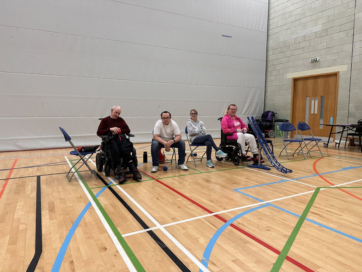 SportAbilityAS's tweet photo. Good friendly Boccia competition tonight at the peak 😊

Winners tonight is blue with a big 13-3 win against red💜

@activestirling1 

#SportAbilityAS https://t.co/hpWJn3IF4S
