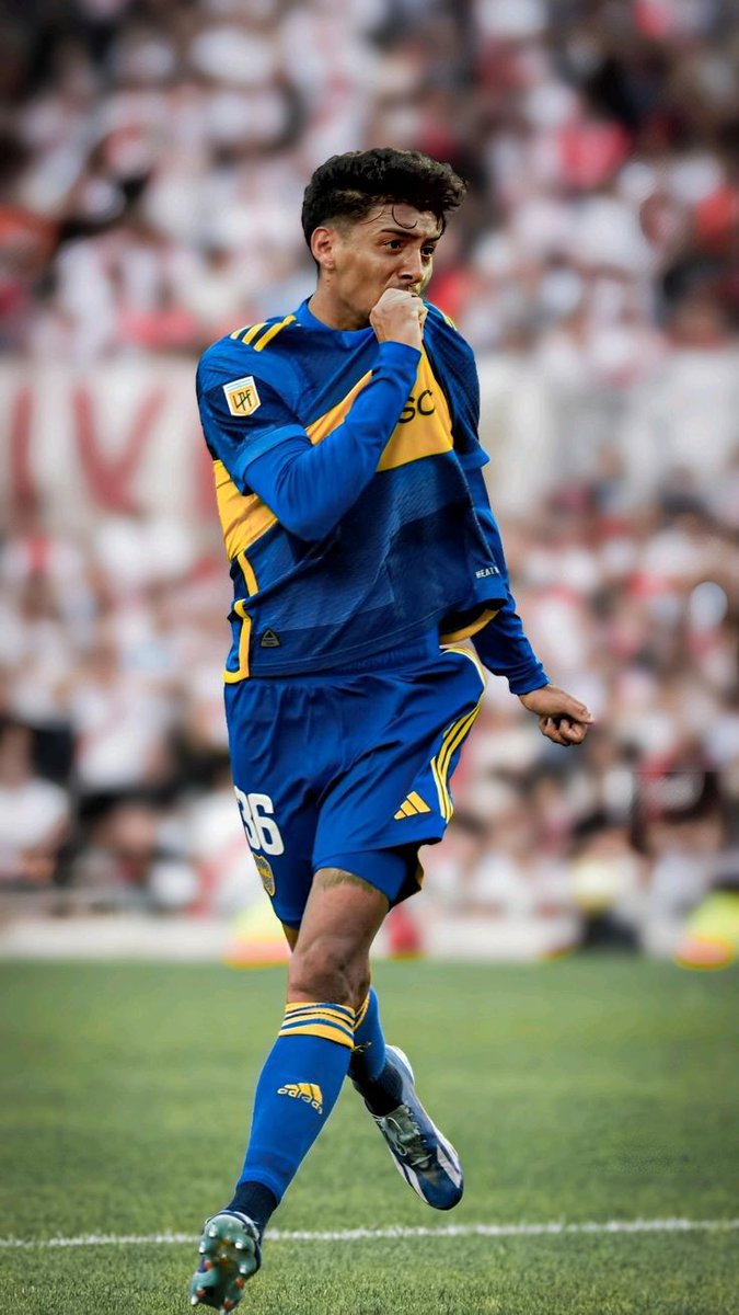 Debutó hace 3 años y medio. Jugó más de 150 partidos en Primera División. Ganó títulos. Eliminó a su eterno rival. Los vacunó en su cancha. No se le dió la Libertadores. Llegó a la Selección. Dió todo por la camiseta. Nació en Moreno. Puede irse a Florencia. Vaya nomás, y GRACIAS