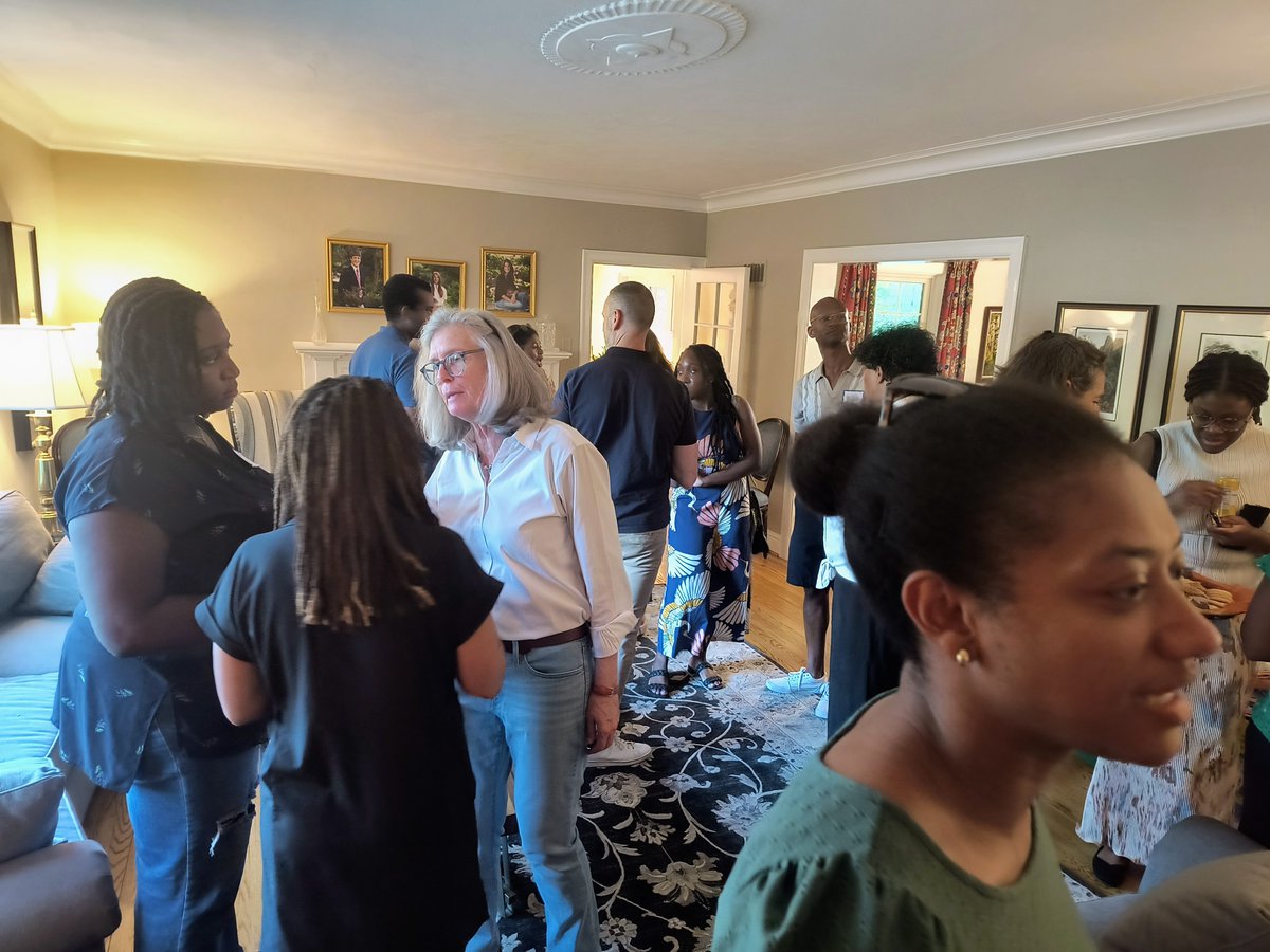 WashUMedMEDA's tweet photo. We always have a great time at our @IDEASDOM_WUSM  Welcome event! 

Remember...if you need mentors, let us help you!
Join @MEDA_WashU  https://t.co/F3R9WSHeii https://t.co/f014XXkEff