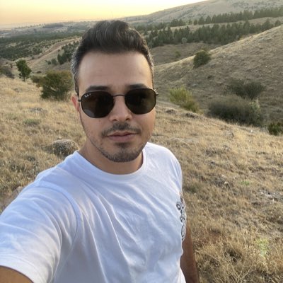pkumutt's tweet photo. #YeniProfilResmi https://t.co/ERxRmyZPcF