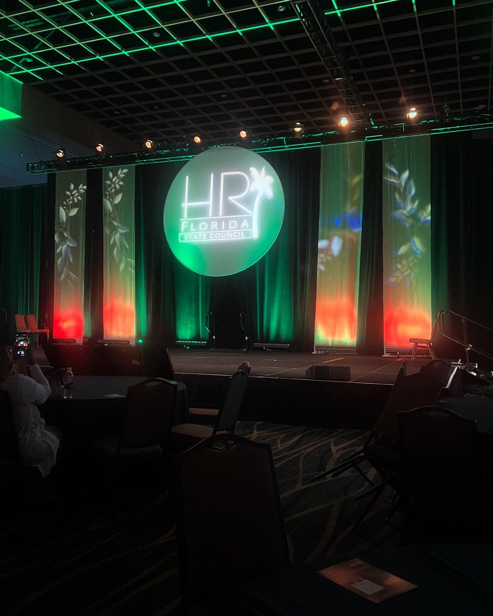 KimmieBTampa's tweet photo. Feeling the buzz this morning for the opening session #HRfL24 such amazing energy in the room. Ready to get my learn on!  @JonPetz 
is IN THE HOUSE👍. Let”s Go https://t.co/LlKcqUJHm4