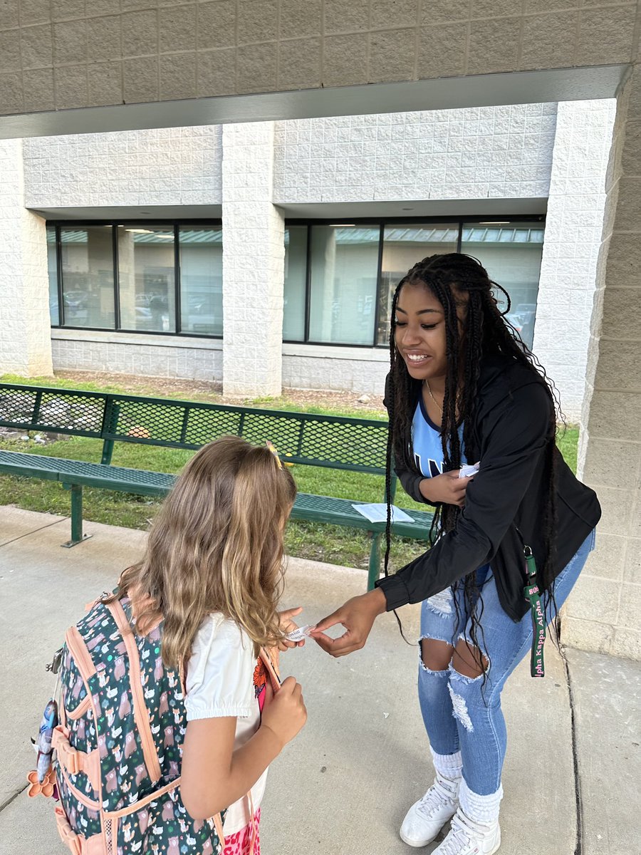 New Hope Elementary tweet media