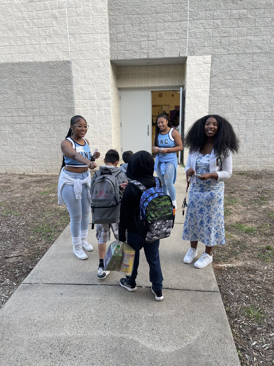 New Hope Elementary tweet media