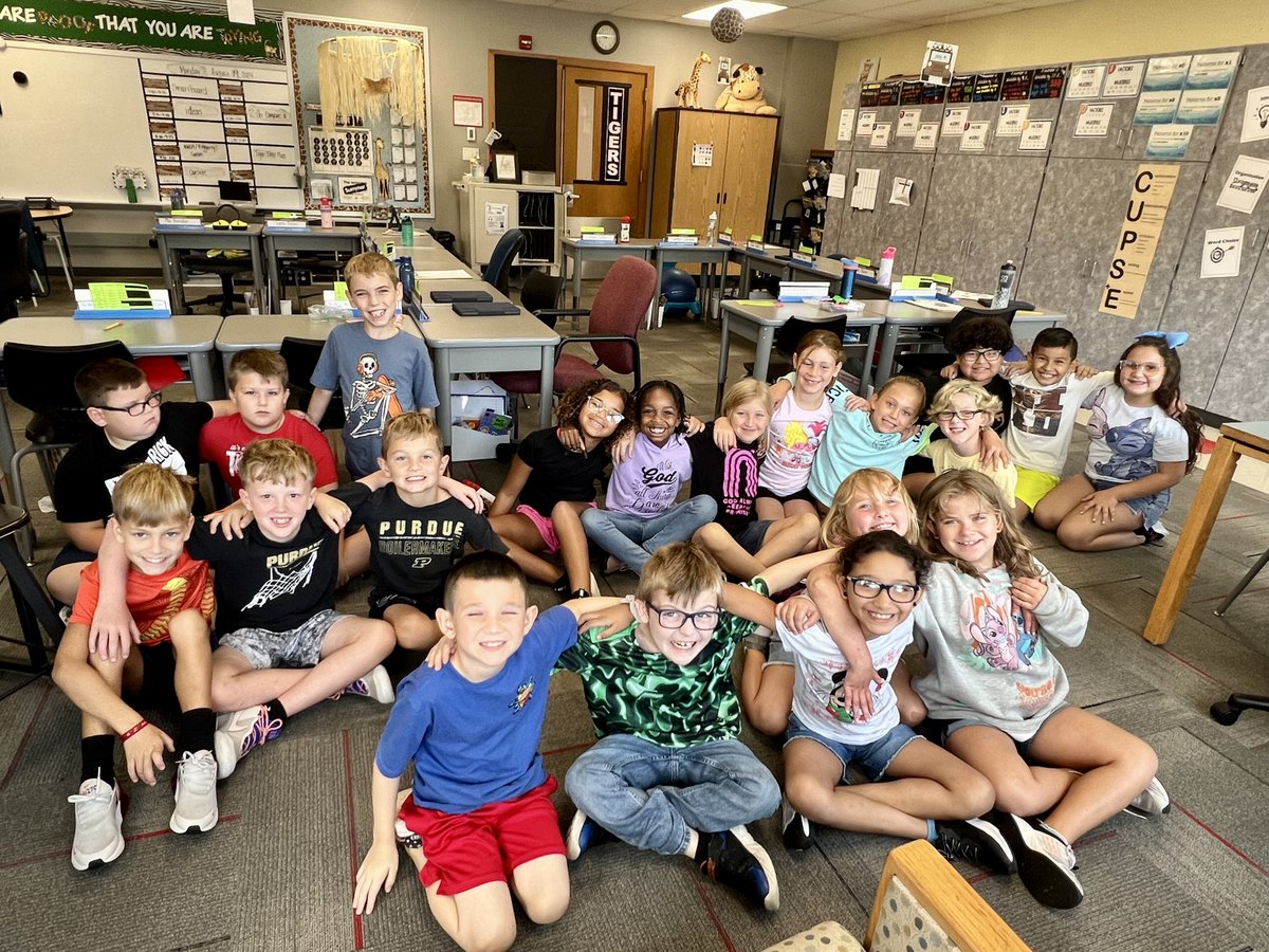 Today we recognize Mrs. Moser’s  Grade 3 class!
“..we talk about the importance of being present so we don't miss out on learning, seeing our friends, &amp; the activities we do. We also talked about being present in the moment so we don't miss the fun memories happening around us.”