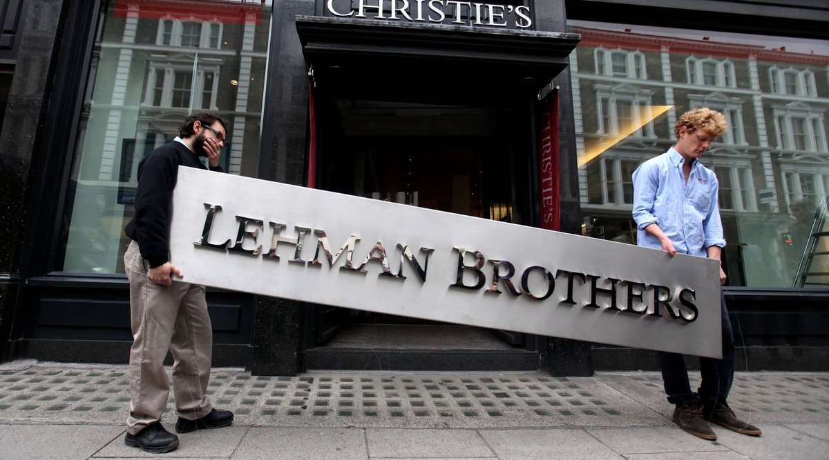 thepatriotsasia's tweet photo. "Macam Mana Sebenarnya Lehman Brothers Boleh Bankrap?"

Tahun 2008, satu dunia terkejut bila sebuah syarikat pelaburan gergasi yang selama ni tak terkalah, tiba-tiba jatuh tersungkur. 

Lehman Brothers, nama besar dalam dunia kewangan, bankrap sekelip mata. https://t.co/Ow7Xn51gU6