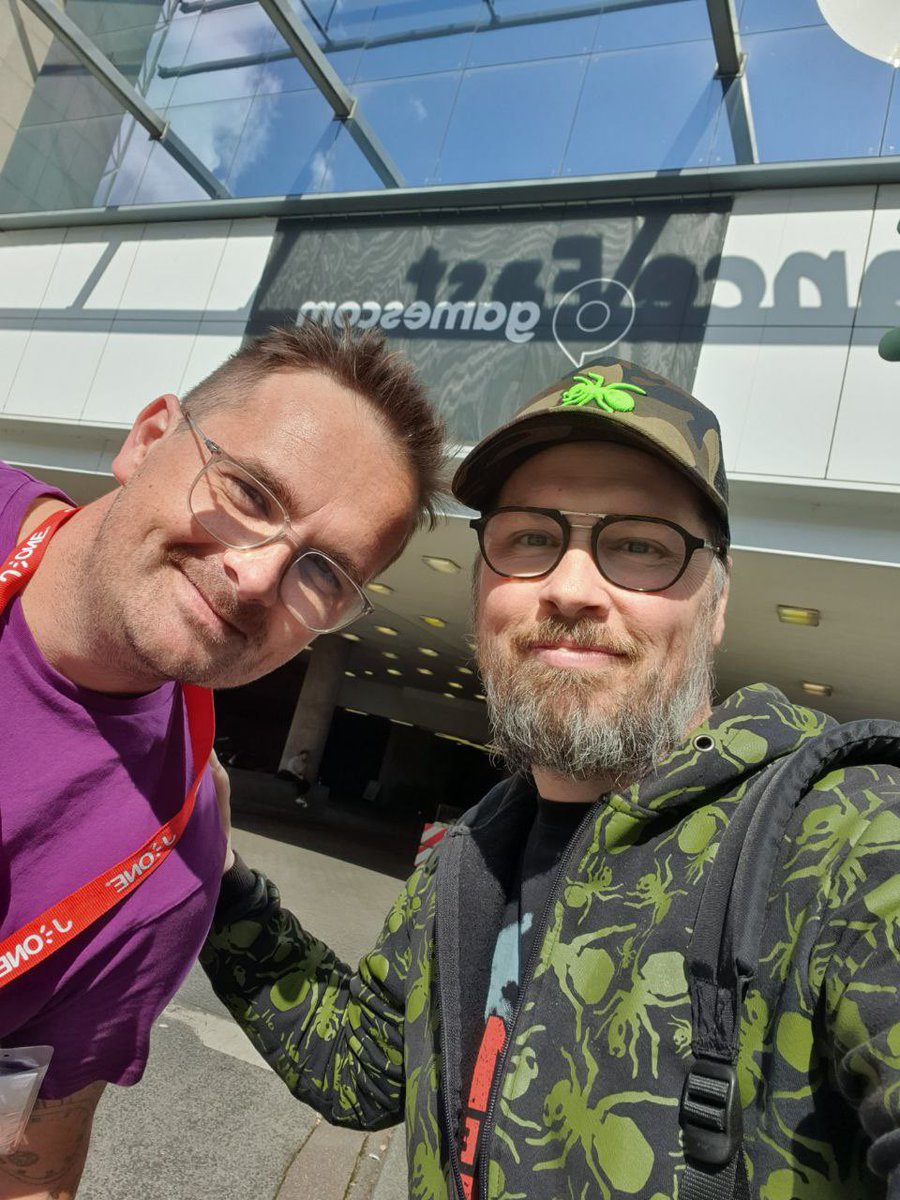 LiveAtenium's tweet photo. Notre @djedi62 était à la #gamescom2024 avec l’association
 @HandiArcade 

Rendez-vous demain soir à partir de 21h pour la saison 2 de l’émission #XboxSpace spécial #Gamescom sur X. https://t.co/J6GjCMvsMT