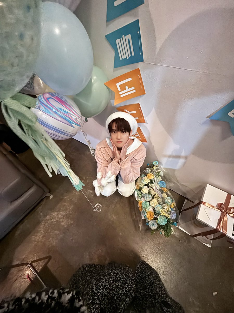 [#준민] 귀여운 네시픽 촬영🌱
#xikers #싸이커스