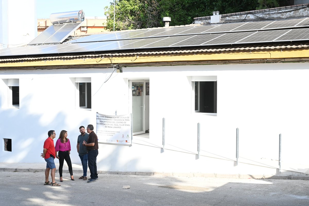 ⚪️ OBRAS
La alcaldesa visita las obras de eficiencia energética del Centro de Tecnificación Deportiva del <a href="/TM_Linares/">RCTM Linares</a>.

🔹 <a href="/auxidelolmo/">Auxi del Olmo</a> destaca el apoyo a la entidad para la mejora de la sala de entrenamiento y de la residencia de deportistas.

ℹ️ + INFO:
ciudaddelinares.es/noticias/la-al…