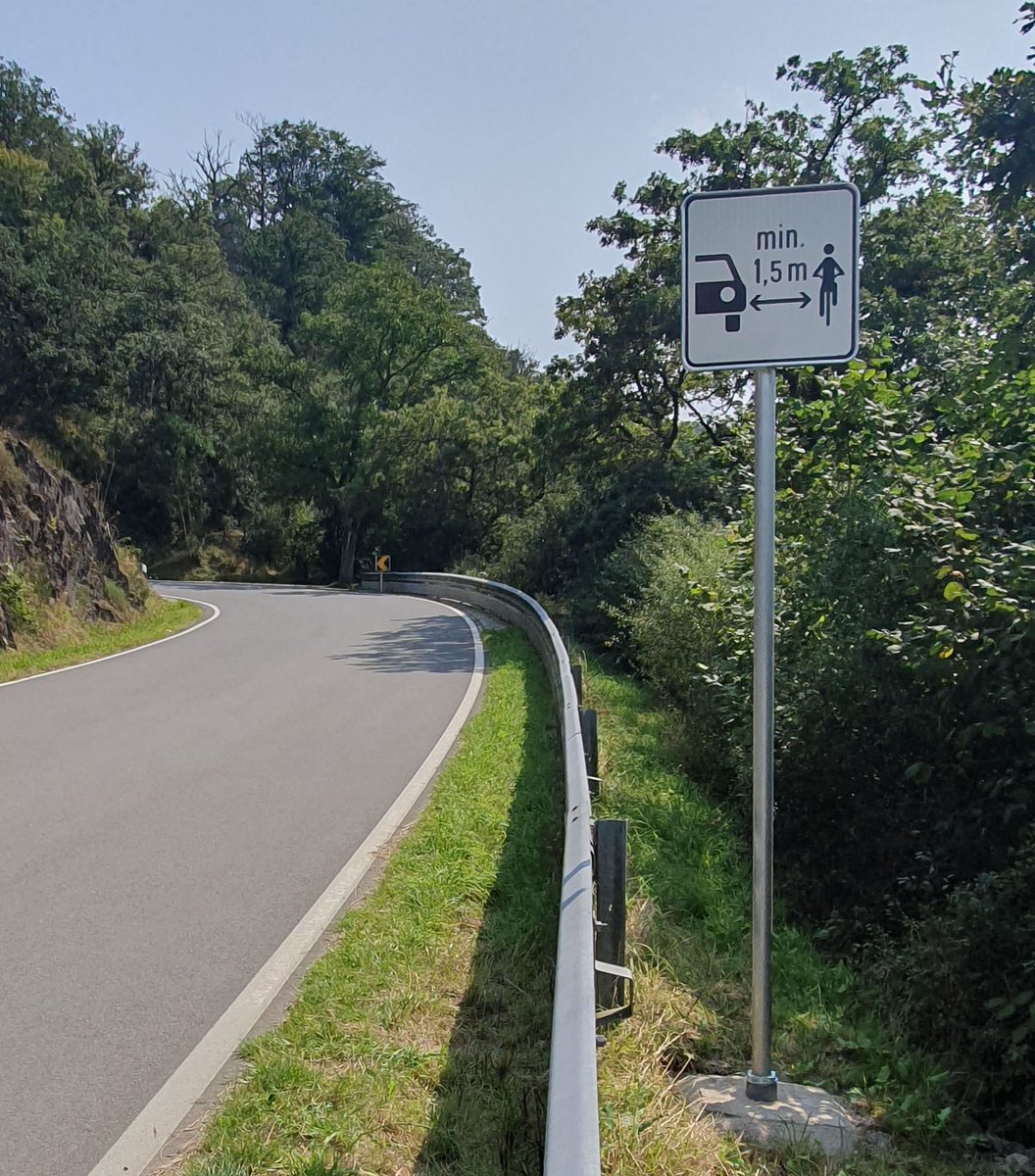 Yuriko Backes tweet media
