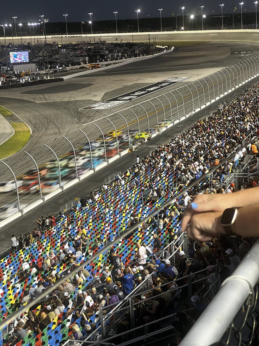 JohnnyAvila63's tweet photo. Daytona this weekend was awesome, I had such a blast https://t.co/OHCBcGhIEX