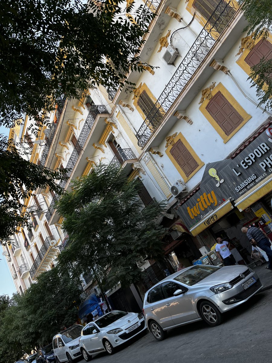 BONEZI / Monteur vidéo tweet media