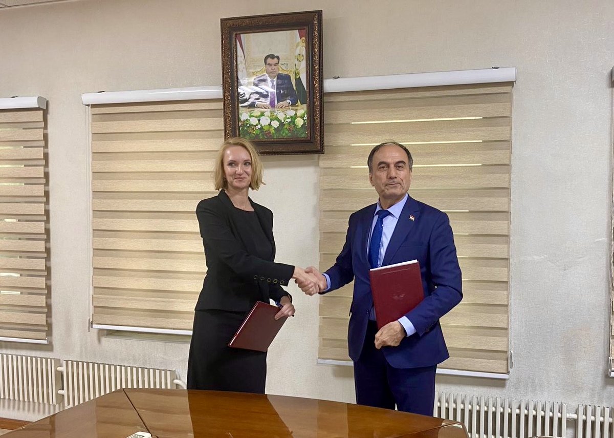 ITIS_Holding's tweet image. A major step towards road infrastructure charging in Tajikistan: Slovak SkyToll (member of @ITIS_Holding) signed a Memorandum of understanding with the Ministry of Transport of the Republic of Tajikistan
🛰️🚚
👉tinyurl.com/4fynkac6