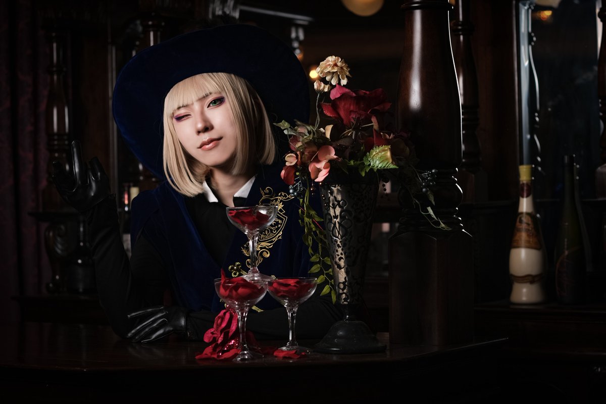 (cosplay⠀コスプレ)
⠀
✼••┈┈┈┈••✼••┈┈┈┈••✼
  TWISTED-WÖNDERLAND
               Rook Hunt🏹⠀⠀
✼••┈┈┈┈••✼••┈┈┈┈••✼
⠀
＿＿＿薔薇の香りが、我が心を優雅に包む。
君にもその香りが届いているだろうか？
⠀
#らぶK