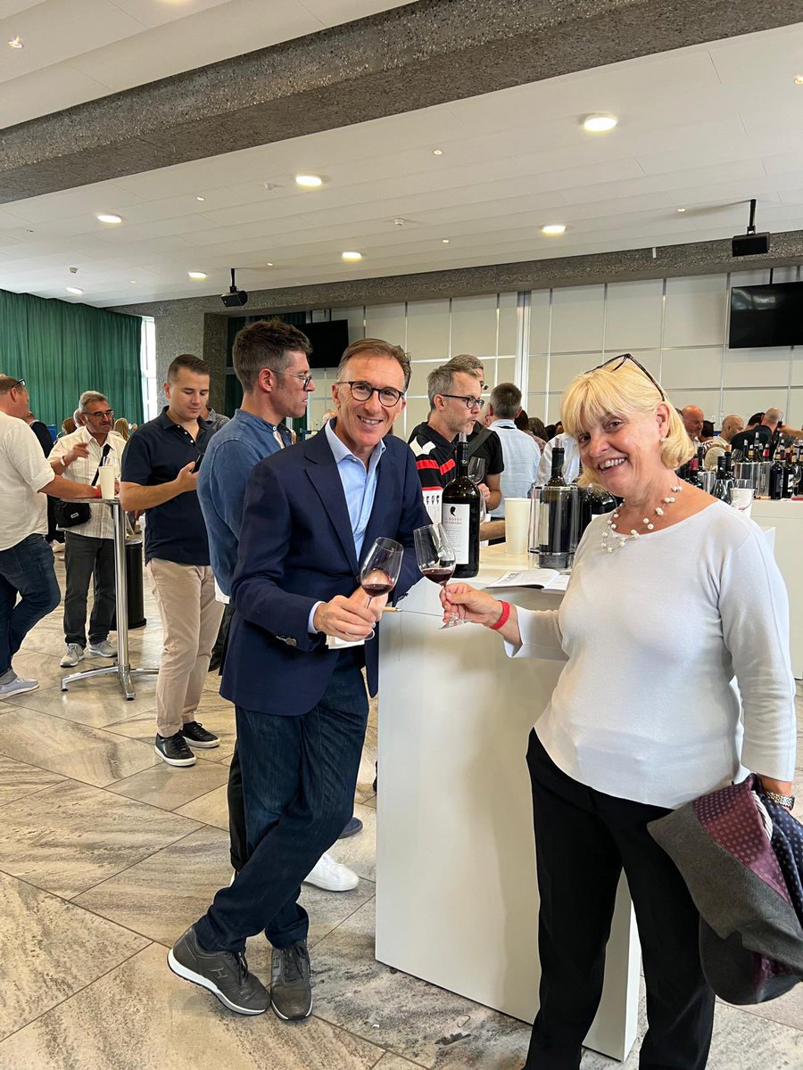 Siamo onorati e felici di presentare i nostri vini allo Swiss Wine Tasting
•••
Nous sommes honorés et ravis de présenter nos vins au Swiss Wine Tasting 
•••
Wir freuen uns, unsere Weine am Swiss Wine Tasting vorzustellen.