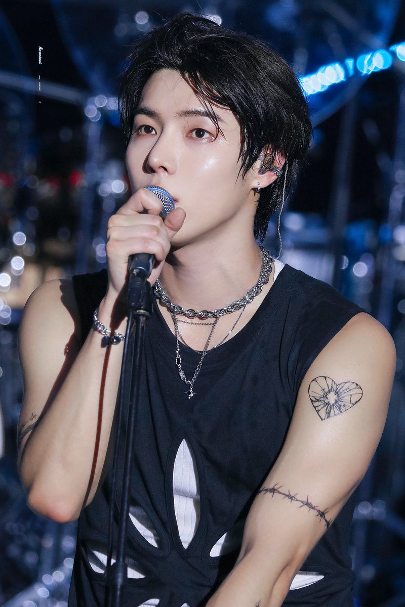 240824 ONEWE GOLDEN FESTA : ONEderland
이른 저녁부터 늦은 밤까지

#원위 #ONEWE #용훈 #YONGHOON
