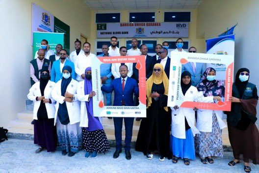 dhoorebbc's tweet photo. #Somalia’s Health Minister @DrAliHajiadam announced that the National Blood Bank is now fully operational. This vital facility is an essential resource for the country and will greatly benefit those in need of blood transfusions. https://t.co/TeCPzbKWVx