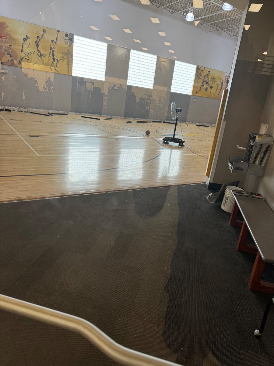 Nickthedick85's tweet photo. @LAFitness Still no response still no repairs started on the basketball Floor! How does this company operate at the top and not care about the members! Over a month the court has been closed and nothing has even been started to fix it! What a joke! Another pic for reference! https://t.co/P8ntdbJGKp