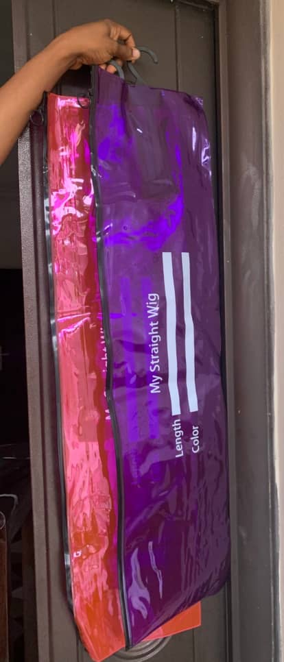 mojisolakuti's tweet photo. Dear people I sell wig bags and wig maintenance products for our beautiful ladies. Dear ladies let us take care of our wigs,no oozing wigs,also hair stylist ,wig revampers don't  miss the wig maintenance products, products,they are  a  must have . https://t.co/hpHtusZxfT