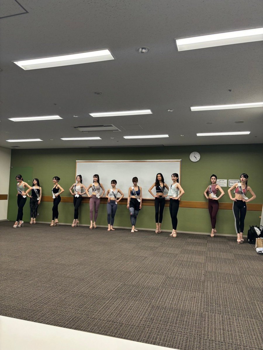 Univ_WakaAjiro's tweet photo. ããã°ãã¯ð
æ¬æ¥ #ãã¹ãŠãããŒã·ãã£
BC1æ¥ç®ã§ããâšð
ãŸã ãŸã æ¹åç¹ã¯å±±ç©ã¿ã§ãã
ãã£ãšãã£ãšç·Žç¿ããŸãð¥
ç§ã¯ã©ãã«ãããããããŸãããïŒð
ææ¥ã¯æ®åœ±ãªã®ã§æ©ãå¯ãŸãð¥±
ãããã¿ãªããâ¥ïžðâš
#missuniversity #ãã¹ã³ã³ #æ°å€§ #女å倧ç https://t.co/owFMhMG1RA