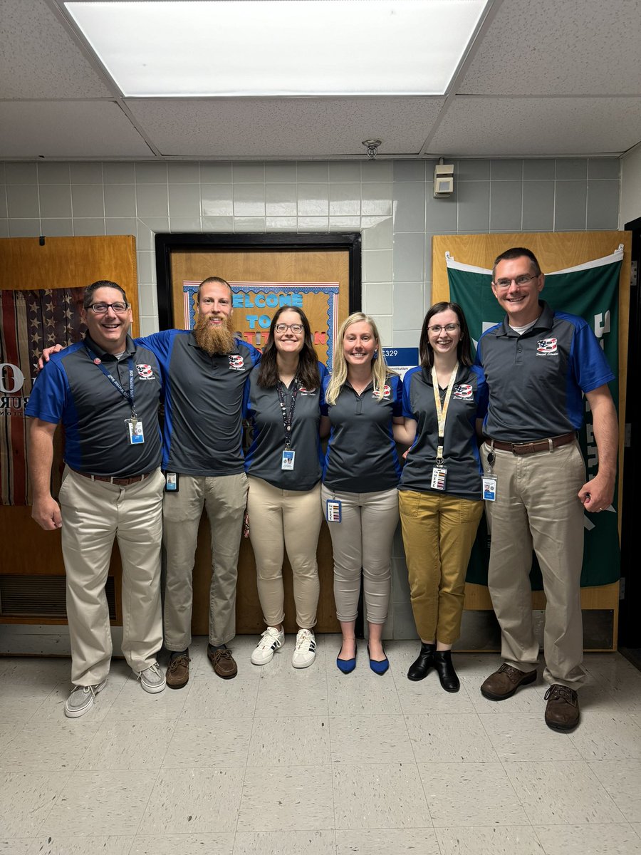 MrsVascik's tweet photo. Happy #wcpsfirstday from the BHS Social Studies Department ๐๐ https://t.co/i7lFoA3Sqm