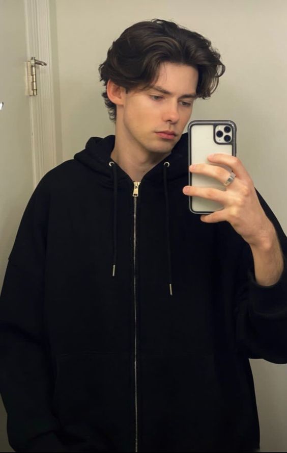 Rozoi_'s tweet image. You are never too old to set another goal or to dream a new dream. - C.S. Lewis