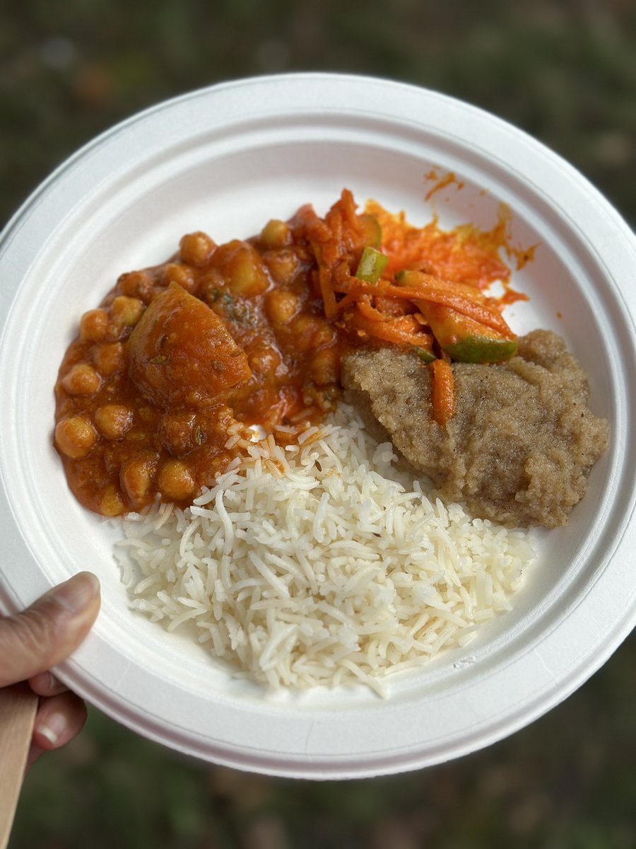 Rieethaa (@zanzaneet) on Twitter photo #KrishnaJanmashtami The divine ‘prashad’ (God’s offering) we had at <a href="/ISKCON_Manor/">Bhaktivedanta Manor</a> was a delicious wholesome meal of basmati rice, aloo-chole, carrot & mango pickle and halwa. Tasted as good as home cooking yet produced on a mass scale! #HappyJanmashtami #vegan #prashad #KrishnaJanmashtami The divine ‘prashad’ (God’s offering) we had at <a href="/ISKCON_Manor/">Bhaktivedanta Manor</a> was a delicious wholesome meal of basmati rice, aloo-chole, carrot & mango pickle and halwa. Tasted as good as home cooking yet produced on a mass scale! #HappyJanmashtami #vegan #prashad