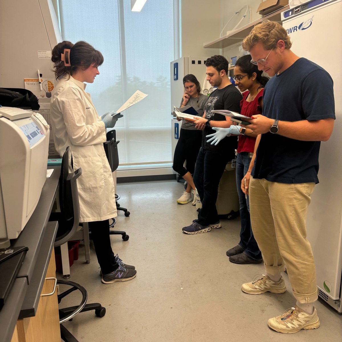 Katie Hixon tweet media