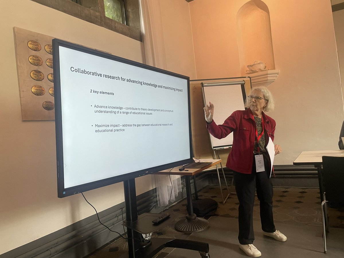 Thank you, Simone Volet, for this interesting workshop! ☺️