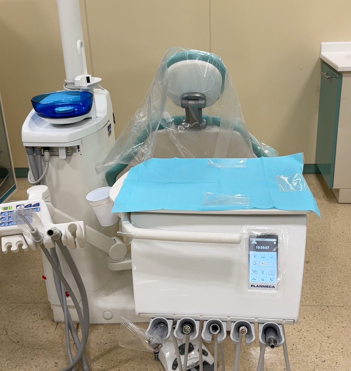 26/8/2024 
اول عيادة بسنة التخرج 🎓🦷