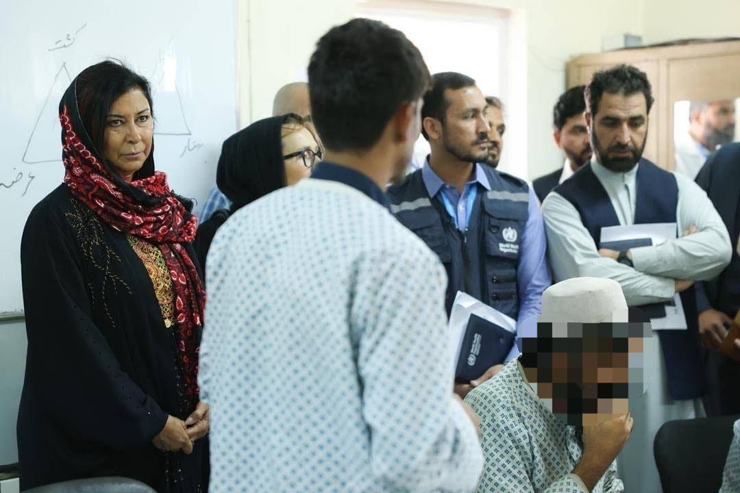 Visited the 🇪🇺-funded national #mentalhealth hospital. With support from <a href="/WHOAfghanistan/">WHO Afghanistan</a>, it serves 12ooo+ patients monthly, many of them women battling depression, anxiety &amp;PTSD. We heard their stories of resilience, strength &amp;trauma. The 🇪🇺stands with the people of #Afghanistan