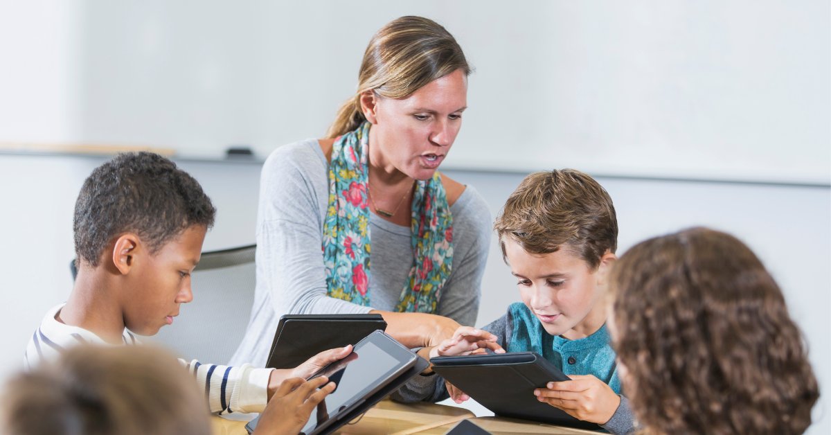 Linewize's 2024 State of the Nation Report reveals important data for understanding the current state of our students' digital wellbeing. 

Here are 3 essential takeaways for K-12 leaders heading into this school year. 📚  hubs.la/Q02Mq2Z70
