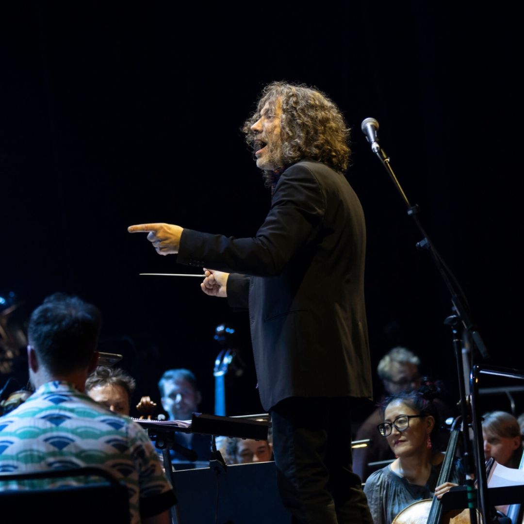 Edinburgh International Festival (@edintfest) on Twitter photo Greg Lawson had <a href="/edinplayhouse/">Edinburgh Playhouse</a> captivated last night as he led not only @gritorchestra, but also the audience, through every story and piece 🎻 💛 Greg Lawson had <a href="/edinplayhouse/">Edinburgh Playhouse</a> captivated last night as he led not only @gritorchestra, but also the audience, through every story and piece 🎻 💛