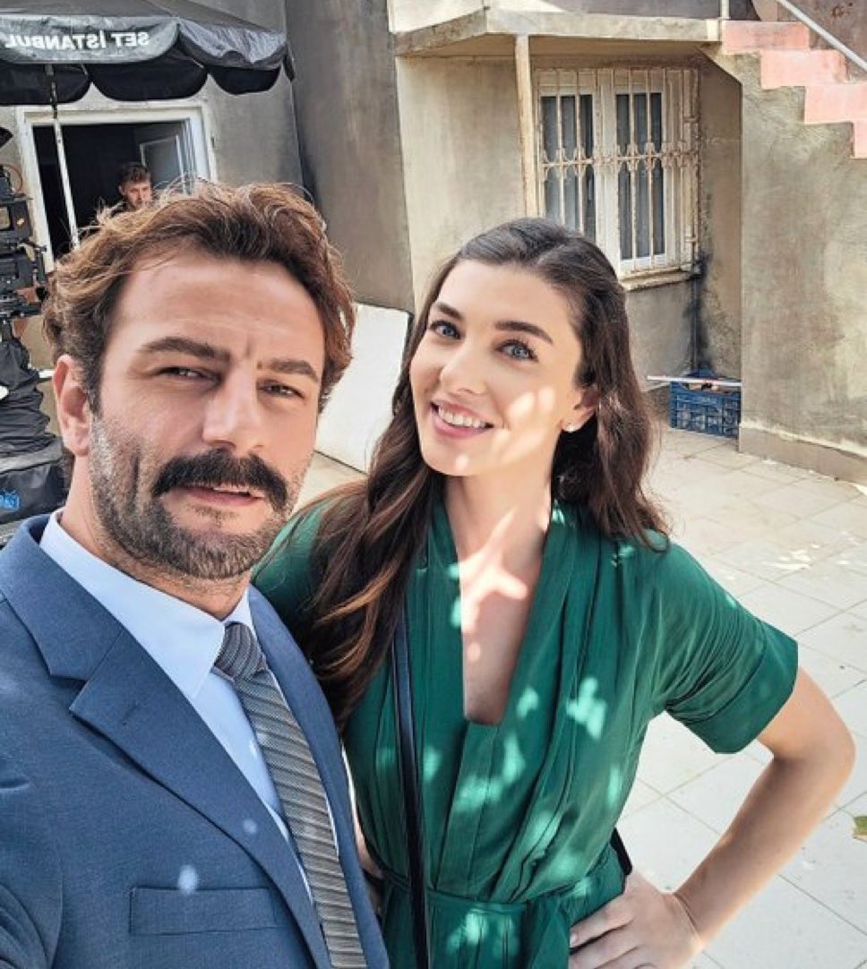#Yalan dizisinin başarılı oyuncuları #AslıhanGüner ve #GökberkDemirci ✨️