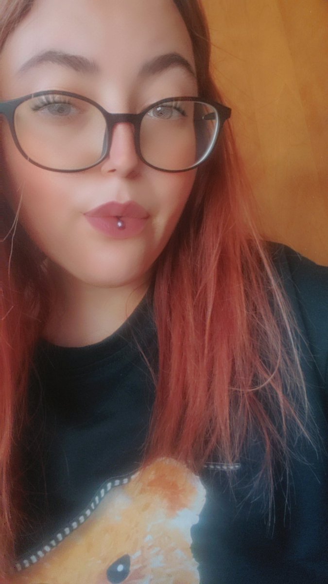 Nycol98's tweet photo. I need a chat whit you baby 😘 https://t.co/T0YZzrqik4