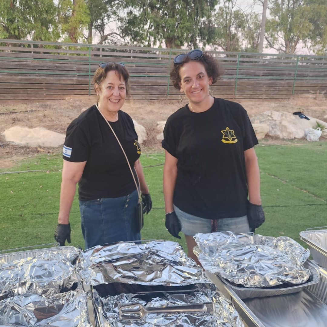 Grilling4Israel's tweet photo. Feeding our fighters, one BBQ at a time. ๐โจ๏ธ
Lets give back together: https://t.co/MI3t7ka5Wn
#grillingtime #supportourtroops #standwithisrael #tzahal https://t.co/ihEaB4b3M0