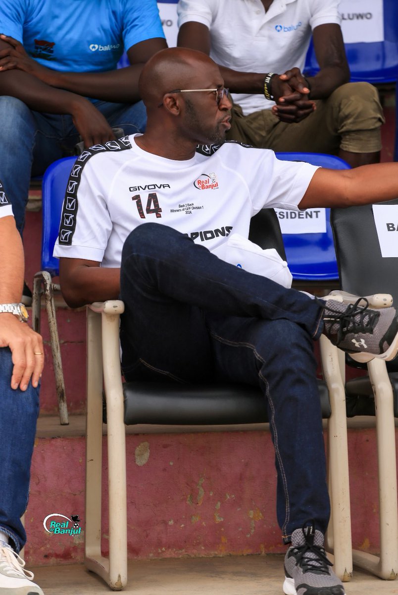 RealDeBanjulFC's tweet photo. Happiest birthday to one of Real de Banjul’s cornerstones, Vice President, Mr. Bakary K. Jammeh 🎂🎉🤗!

We are wishing and praying to Allah to bless you with all that your heart desires in life and hereafter. Enjoy, Sir 🥰. https://t.co/kcHW7PTLnm