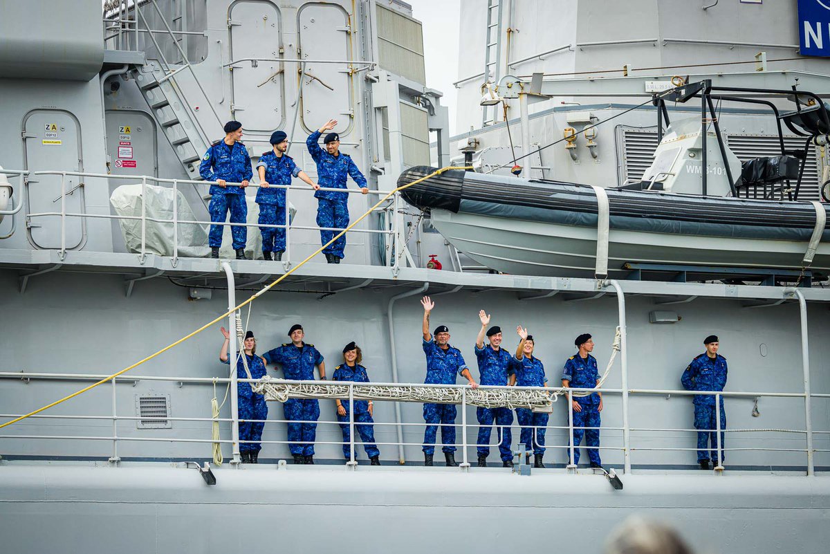 Koninklijke Marine tweet media