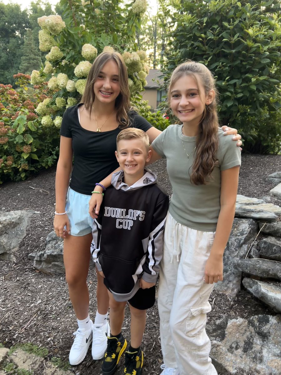 The Pile Crew is ready for the 24-25 School year! Work hard and do great things! #ParklandPride #PilePride